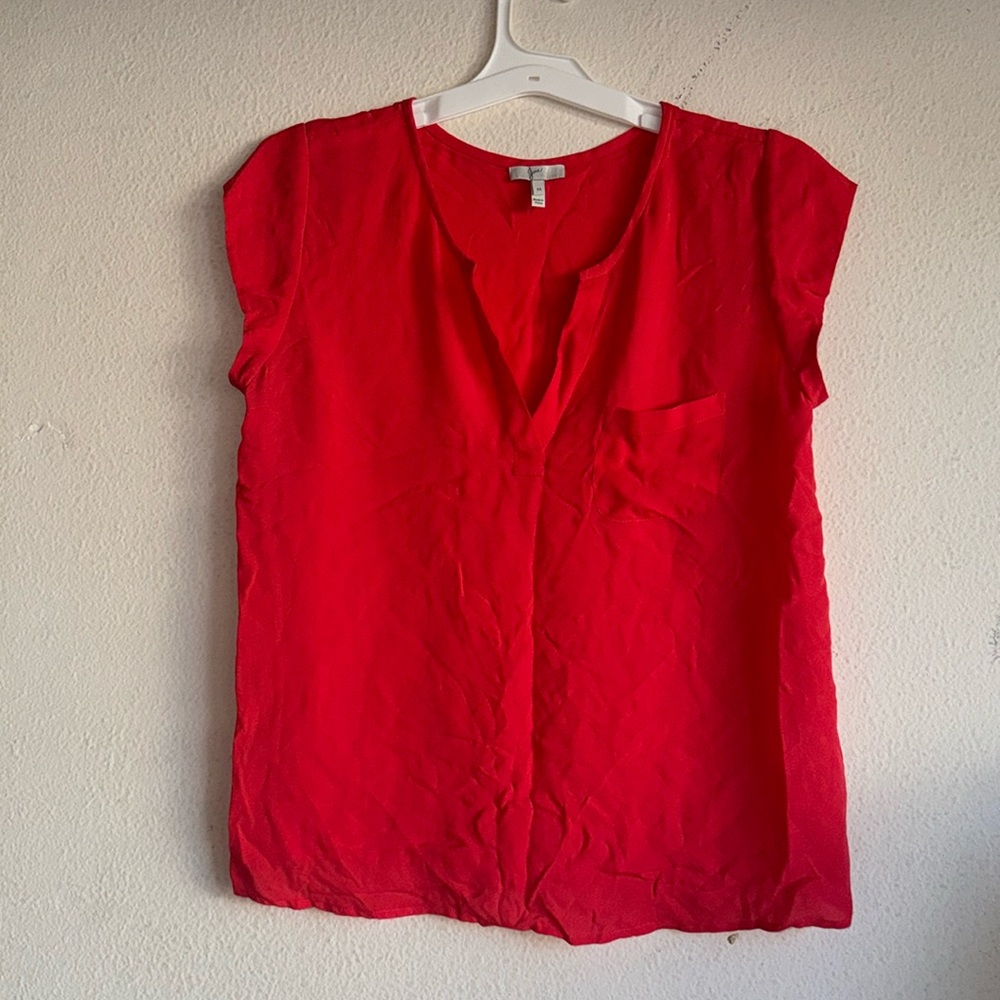 Joie red top
